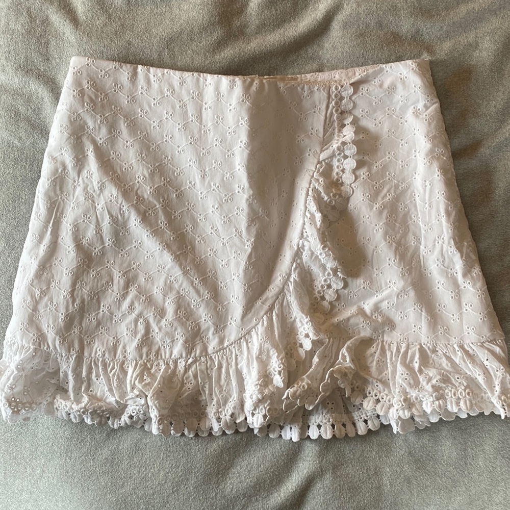 Lilly Pulitzer eyelet skort white